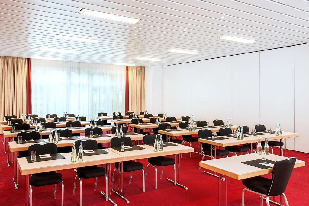 Nh Berlin Potsdam Conference Center Hotel Kleinmachnow Exterior photo