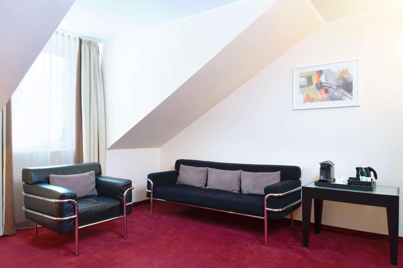 Nh Berlin Potsdam Conference Center Hotel Kleinmachnow Exterior photo