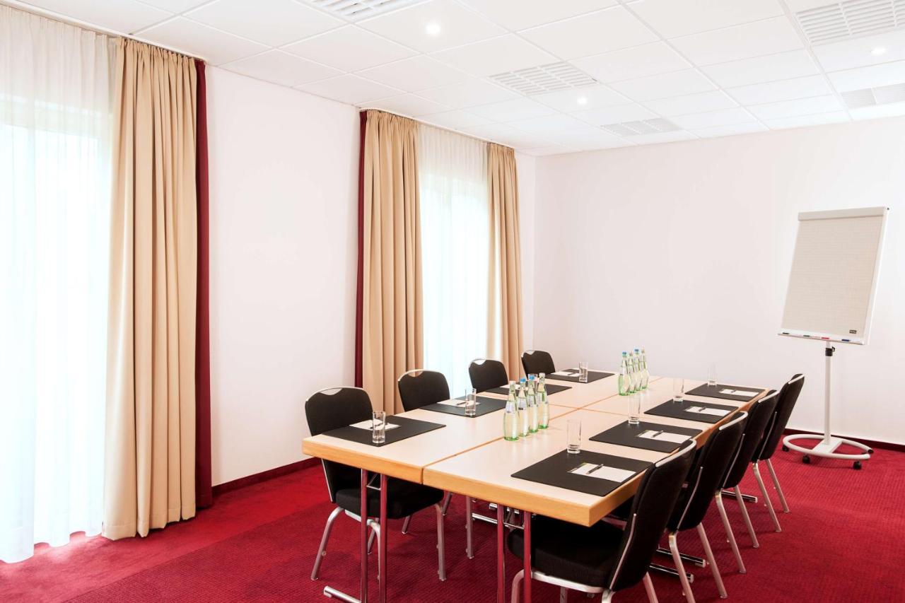 Nh Berlin Potsdam Conference Center Hotel Kleinmachnow Exterior photo